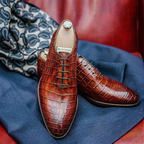 luxury italian shoes for men.